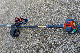   ()        HUSQVARNA 32 HE4X    ,       
