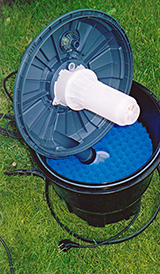 Для осуществления регулярного сервиса установки ее разбирают и промывают водой.